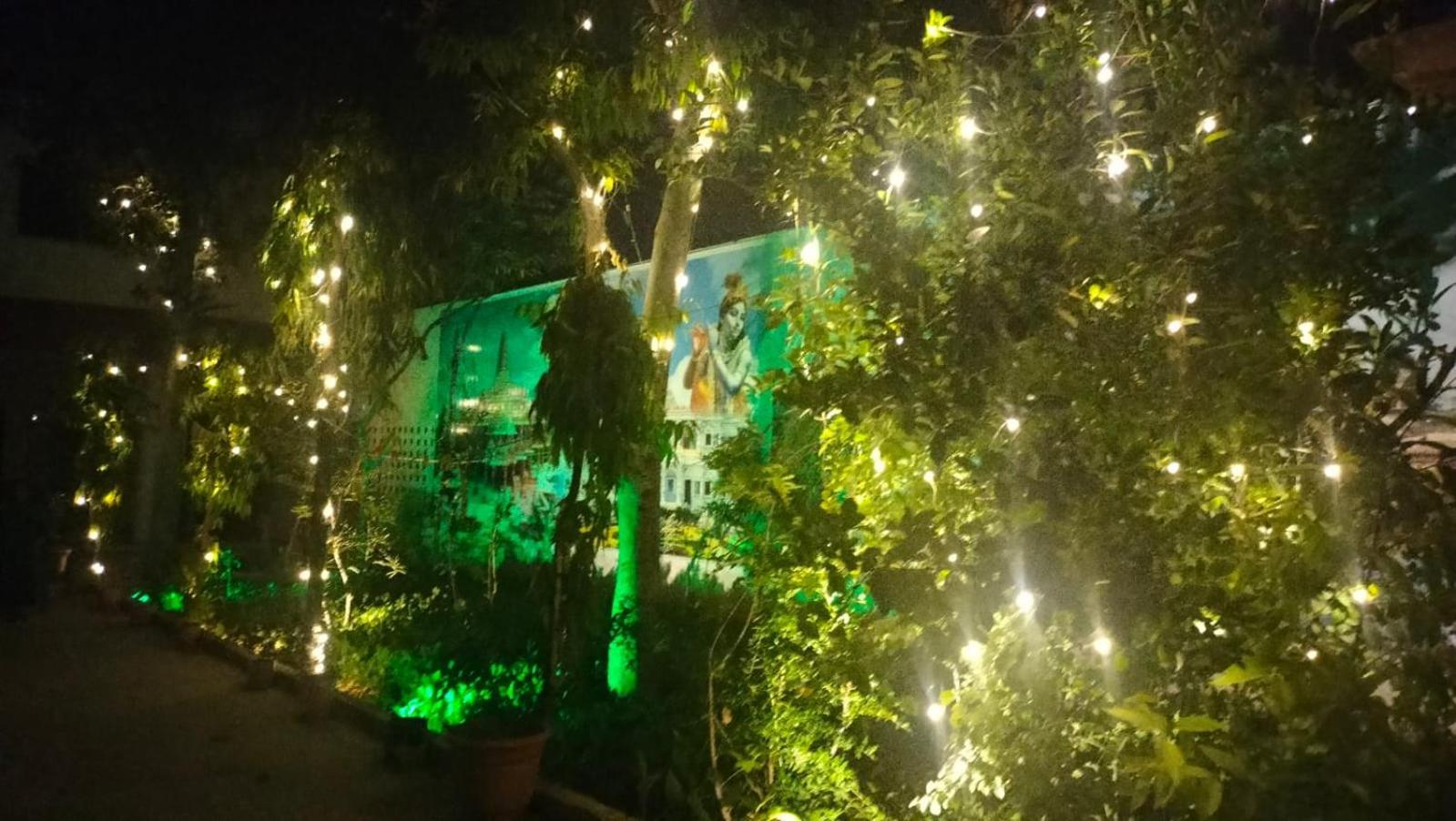 מלון Vrindāvan Maa Gayatri Dham מראה חיצוני תמונה